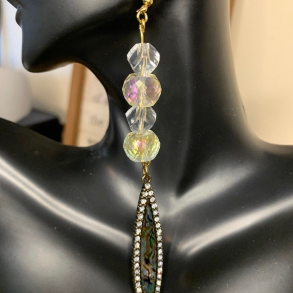 DANGLING EARRINGS - Picture 4 of 6